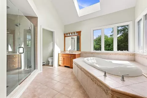 Bath - 8 Juniper Rd, Upton, MA 01568 photo 2 of 5