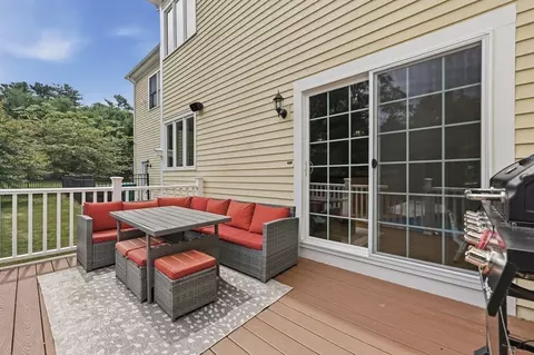 Exterior - 8 Juniper Rd, Upton, MA 01568 photo 8 of 8
