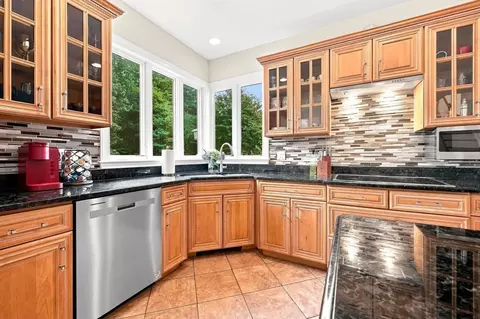 Kitchen - 8 Juniper Rd, Upton, MA 01568 photo 3 of 4