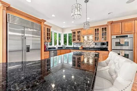 Kitchen - 8 Juniper Rd, Upton, MA 01568 photo 2 of 4