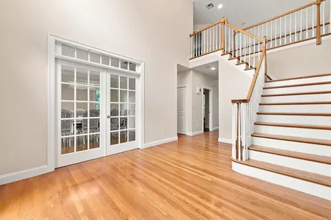 Entry Way - 8 Juniper Rd, Upton, MA 01568 photo 5 of 6