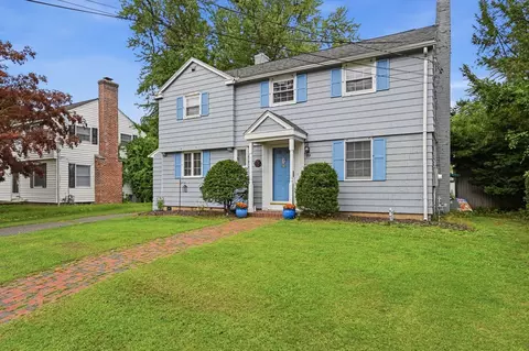 Exterior - 89 Abbott St, Springfield, MA 01118 photo 3 of 10