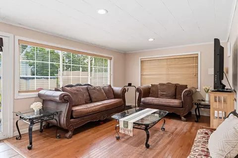 Living - 89 Abbott St, Springfield, MA 01118 photo 3 of 3