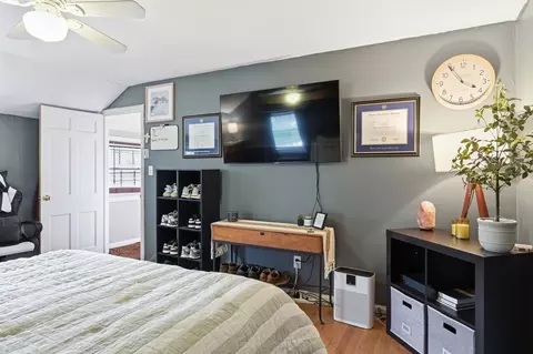 Bedroom - 89 Abbott St, Springfield, MA 01118 photo 5 of 6
