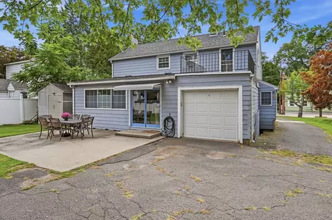Exterior - 89 Abbott St, Springfield, MA 01118 photo 6 of 10