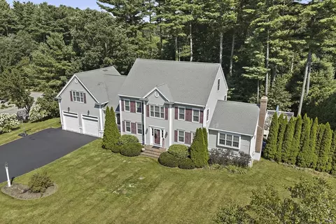 49 Lantern Ln, Pembroke, MA 02359