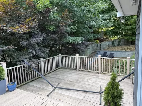 Exterior - 2 Temple St, Framingham, MA 01702 photo 6 of 11
