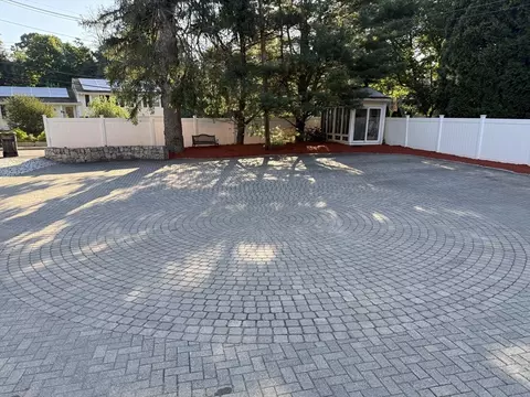 Exterior - 2 Temple St, Framingham, MA 01702 photo 3 of 11