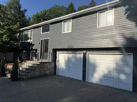 Exterior - 2 Temple St, Framingham, MA 01702 photo 2 of 11
