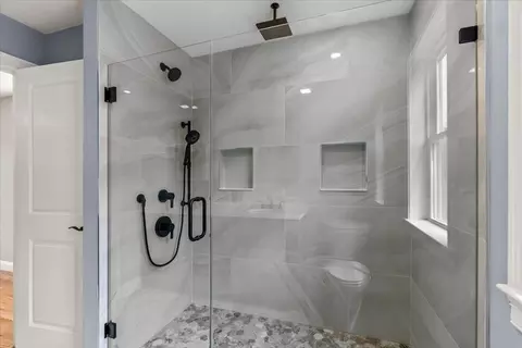 Bath - 193 E Spring St, Avon, MA 02322 photo 3 of 4