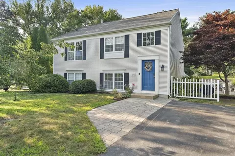 296 Raymond Rd, Plymouth, MA 02360