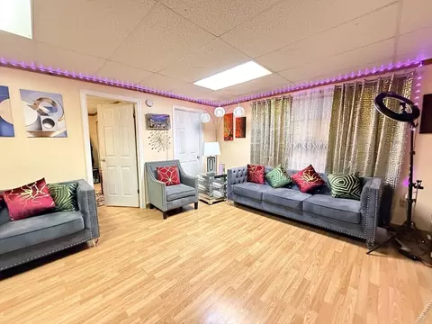 Living - 145 Hancock St, Springfield, MA 01109 photo 3 of 4