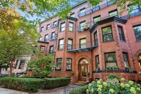 400 Marlborough St #5, Boston, MA 02115