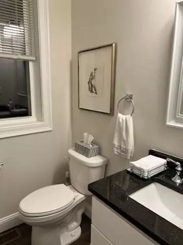 Bath - 10 Wisteria Ln, Maynard, MA 01754 photo 1 of 2