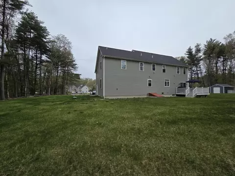 Exterior - 10 Wisteria Ln, Maynard, MA 01754 photo 3 of 3