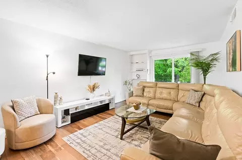 176 Maple Ave #1-26, Rutland, MA 01543