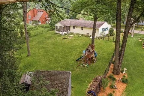 Exterior - 22 Carillon Cir, Easthampton, MA 01027 photo 6 of 10