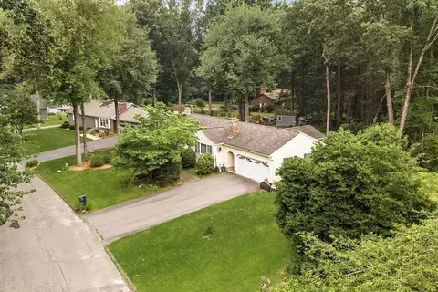 View/Area - 22 Carillon Cir, Easthampton, MA 01027 photo 1 of 2