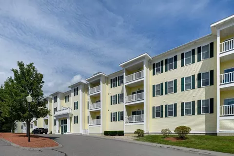 1818 Main St #110, Holden, MA 01520