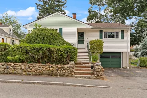 35 Northend Ave, Salem, MA 01970