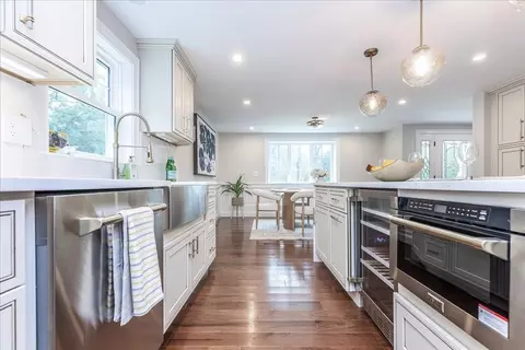 Kitchen - 113 River St, Middleton, MA 01949 photo 3 of 5