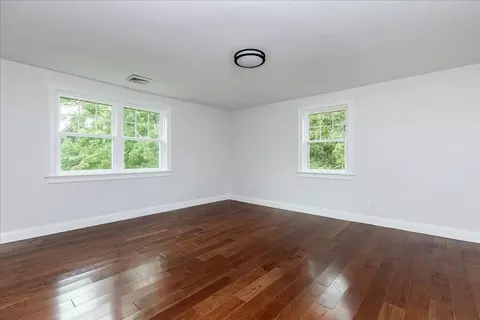 Bedroom - 113 River St, Middleton, MA 01949 photo 2 of 2