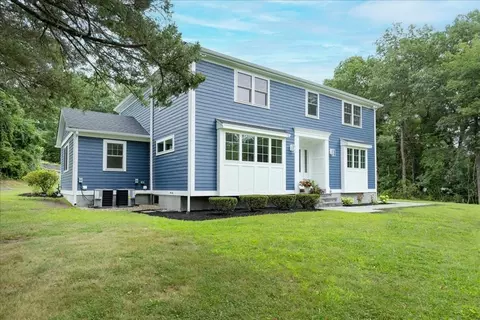 Exterior - 113 River St, Middleton, MA 01949 photo 3 of 11
