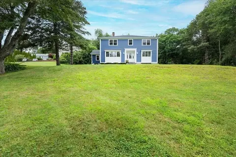 Exterior - 113 River St, Middleton, MA 01949 photo 2 of 11