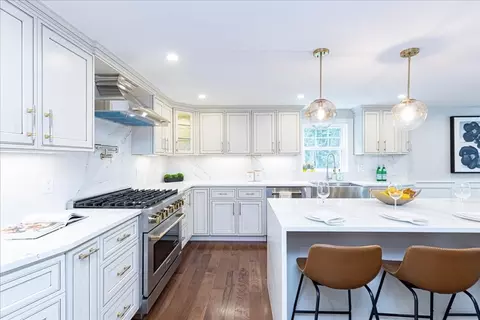 Kitchen - 113 River St, Middleton, MA 01949 photo 1 of 5