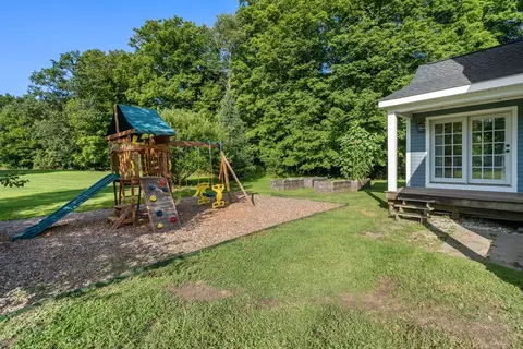 Exterior - 487 Long Plain Rd, Leverett, MA 01054 photo 3 of 10