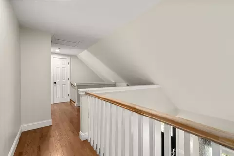 Entry Way - 487 Long Plain Rd, Leverett, MA 01054 photo 5 of 5