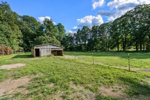 Exterior - 487 Long Plain Rd, Leverett, MA 01054 photo 6 of 10