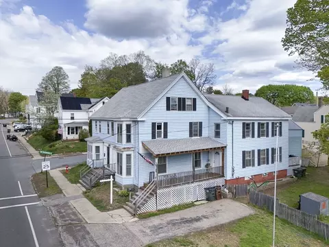 17-19 Whitehall Rd, Amesbury, MA 01913