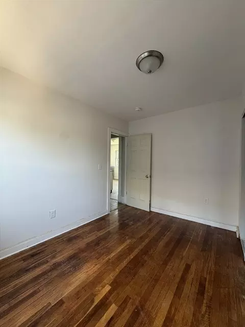 Bedroom - 73-75 Melrose St, Springfield, MA 01109 photo 3 of 4