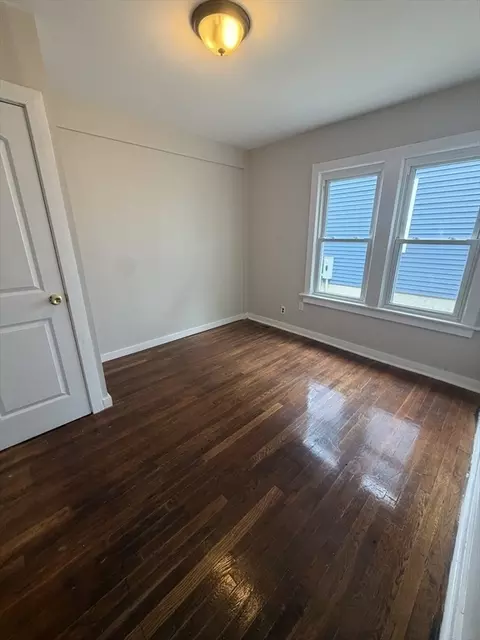 Bedroom - 73-75 Melrose St, Springfield, MA 01109 photo 2 of 4