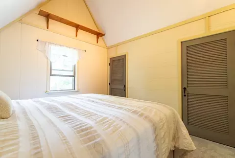 Bedroom - 171 Elm, Blackstone, MA 01504 photo 3 of 4