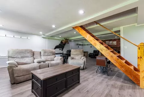 Living - 171 Elm, Blackstone, MA 01504 photo 5 of 5