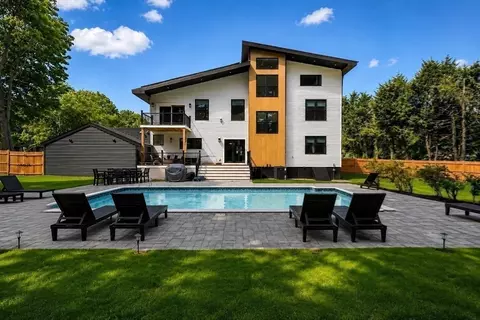 Other - 409 Pearl St, Reading, MA 01867 photo 1 of 14