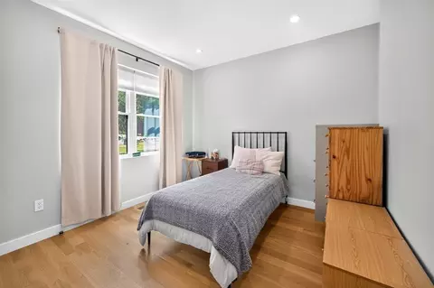 Bedroom - 409 Pearl St, Reading, MA 01867 photo 1 of 6