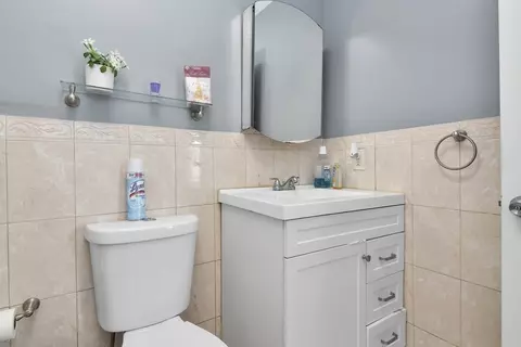 Bath - 87 Abbott St, Lawrence, MA 01843 photo 1 of 3