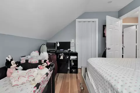 Bedroom - 87 Abbott St, Lawrence, MA 01843 photo 7 of 10
