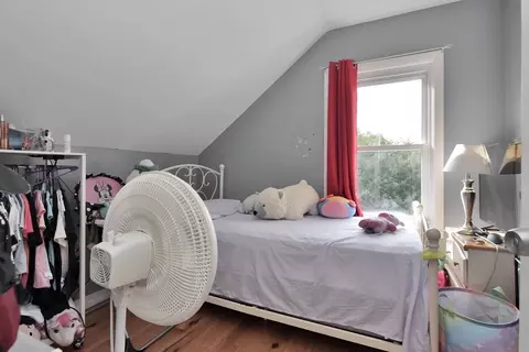 Bedroom - 87 Abbott St, Lawrence, MA 01843 photo 6 of 10