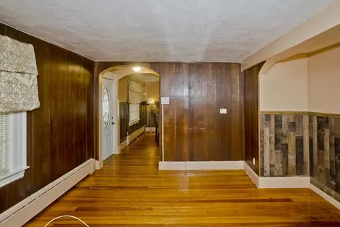 Living - 86 Laurence, Springfield, MA 01104 photo 4 of 5