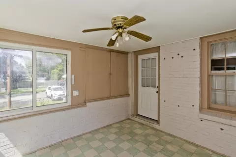 Exterior - 86 Laurence, Springfield, MA 01104 photo 4 of 9