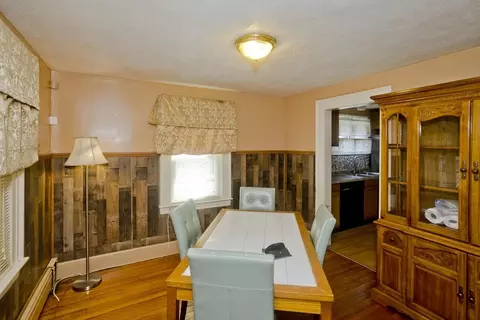 Dining - 86 Laurence, Springfield, MA 01104 photo 1 of 1