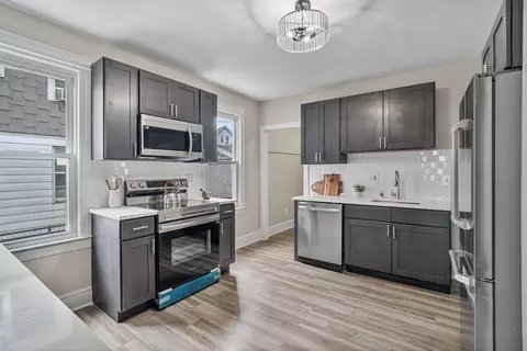 Kitchen - 615 White St, Springfield, MA 01108 photo 1 of 5