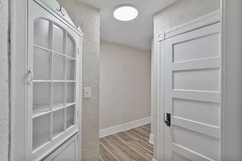 Entry Way - 615 White St, Springfield, MA 01108 photo 2 of 2