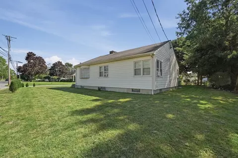 Exterior - 2 Lisa Ave, Acushnet, MA 02743 photo 3 of 6