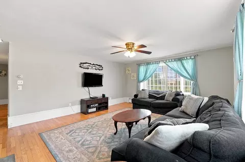 Living - 2 Lisa Ave, Acushnet, MA 02743 photo 3 of 4