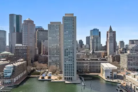 View/Area - 85 E India Row #8A, Boston, MA 02110 photo 1 of 2